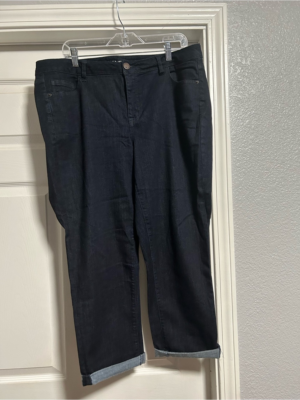 Lane Bryant Dark Wash Cropped Capris